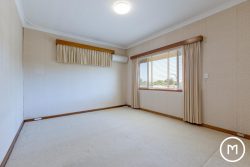 10 Throssell St, Como WA 6152, Australia