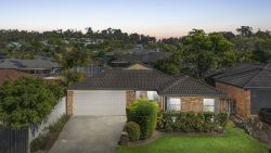 6 Ardent St, Upper Coomera QLD 4209, Australia