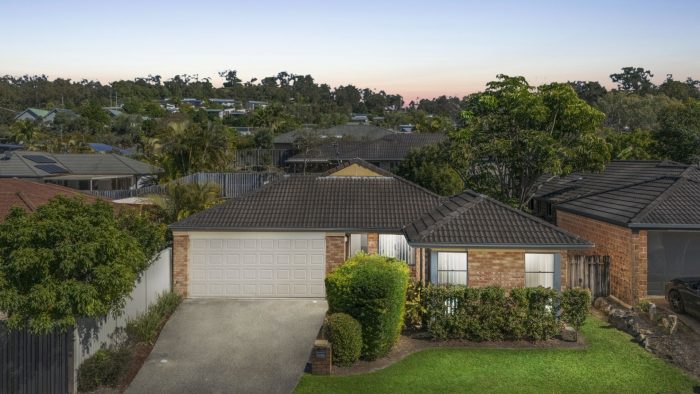 6 Ardent St, Upper Coomera QLD 4209, Australia
