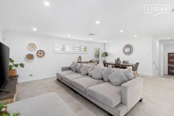 27 Kamilaroo Ave, Lake Munmorah NSW 2259, Australia
