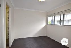 Unit 2/26 Rossella St, West Gladstone QLD 4680, Australia