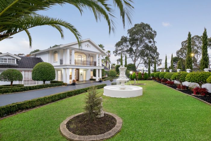 104-108 Serpells Rd, Templestowe VIC 3106, Australia