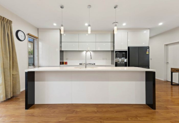 15 Shandon Street, Flat Bush, Manukau City, Auckland, 2019, New Zealand