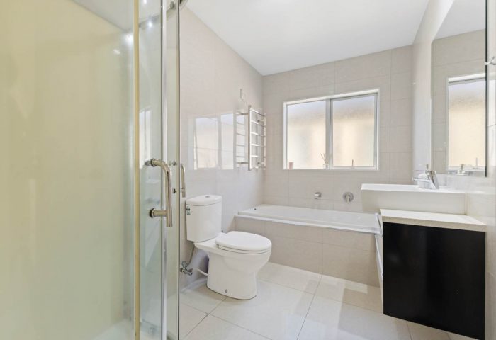 15 Shandon Street, Flat Bush, Manukau City, Auckland, 2019, New Zealand