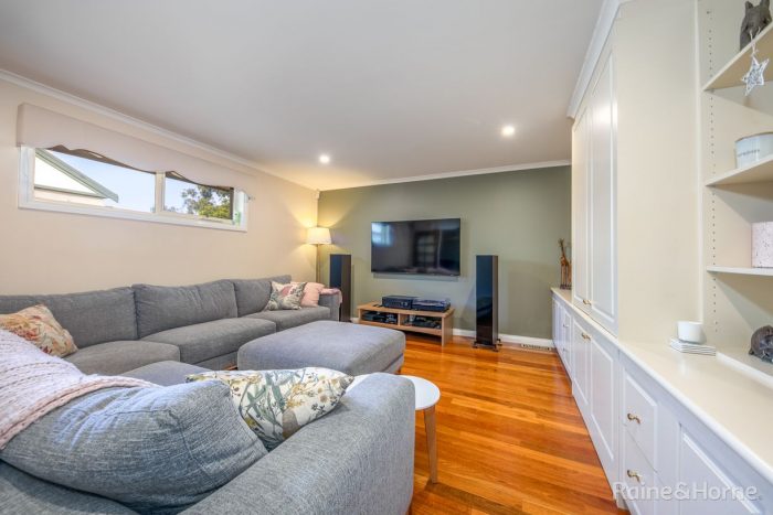 299 Elizabeth Dr, Sunbury VIC 3429, Australia