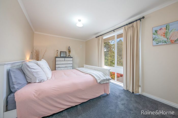 299 Elizabeth Dr, Sunbury VIC 3429, Australia