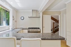 8A Williams Terrace, Fitzherbert, Palmerston North, Manawatu / Whanganui, 4410, New Zealand