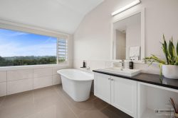 20 Stevensons Crescent, Albany, North Shore City, Auckland, 0793, New Zealand