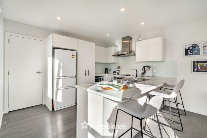 393 Stokes Valley Road, Stokes Valley, Lower Hutt, Wellington, 5019, New Zealand