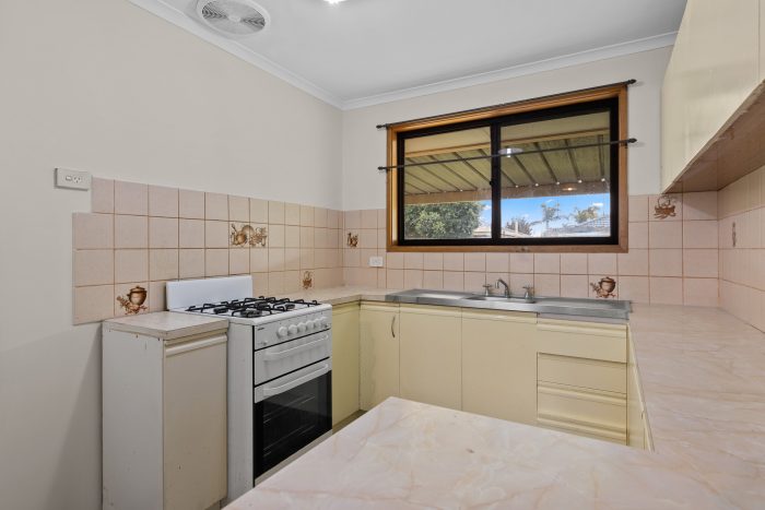 119 Taylors Ave, Morphett Vale SA 5162, Australia