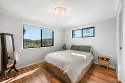 41 Thomas St, Meringandan West QLD 4352, Australia
