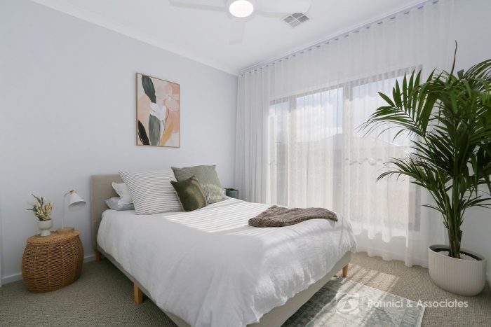 161 Hillford Cct, Thurgoona NSW 2640, Australia