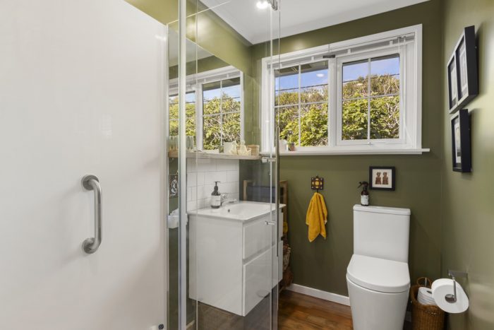 3/300 Karori Road, Karori, Wellington, 6012, New Zealand