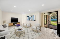 6 Torresian Pl, Heritage Park QLD 4118, Australia