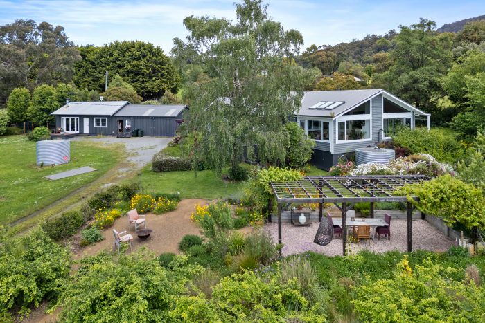 24 Thomas Rd, Woodbridge TAS 7162, Australia