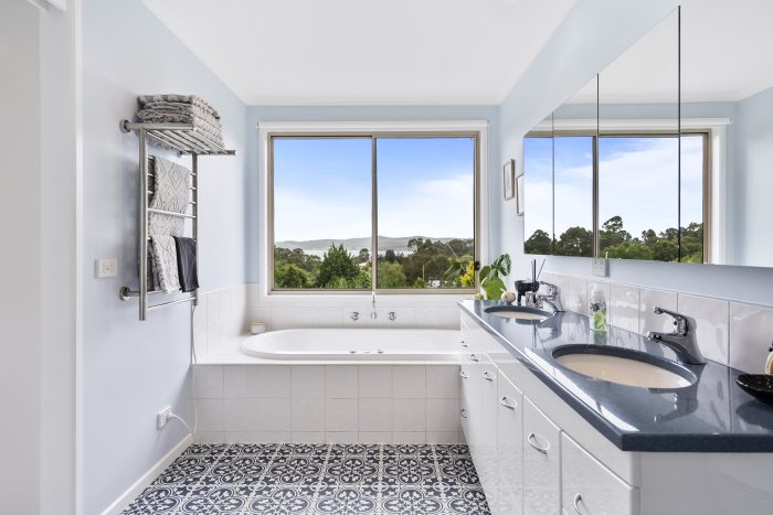 7 Weedings Way, Woodbridge TAS 7162, Australia