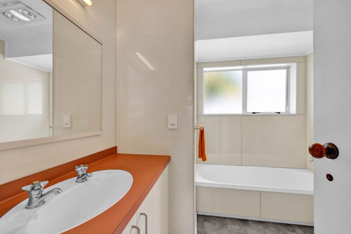2/59 Wallath Road, Westown, New Plymouth, Taranaki, 4310, New Zealand