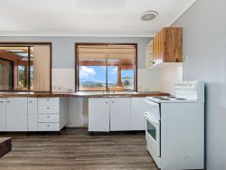 88 Ridge St, Catalina NSW 2536, Australia