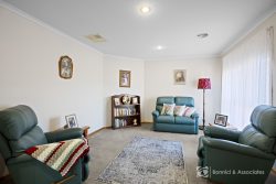48 Golflinks Ave, West Wodonga VIC 3690, Australia