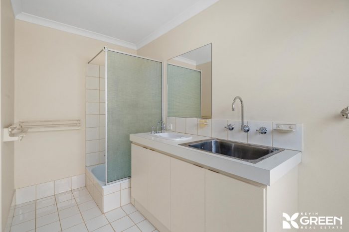 3 Woolah Pl, South Yunderup WA 6208, Australia