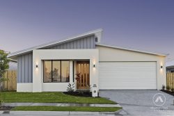 55 Yappar Rd, South MacLean QLD 4280, Australia