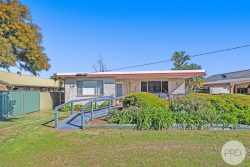 20 Armidale Ave, Nelson Bay NSW 2315, Australia