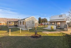 4 Bank Avenue, Middlemarch, Dunedin, Otago, 9597, New Zealand