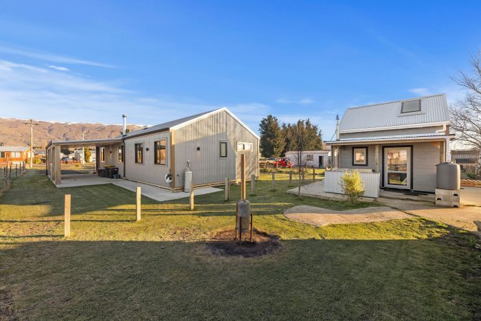 4 Bank Avenue, Middlemarch, Dunedin, Otago, 9597, New Zealand