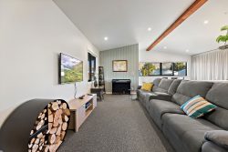 4 Bank Avenue, Middlemarch, Dunedin, Otago, 9597, New Zealand
