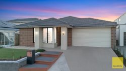 9 Bless Drive, Tarneit VIC 3029, Australia
