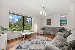 687 Brookton Hwy, Roleystone WA 6111, Australia