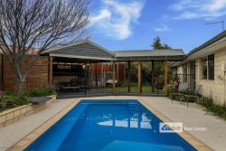 10 Buckland Way, Australind WA 6233, Australia