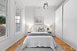 215 Buckley St, Seddon VIC 3011, Australia