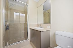 6E Coralie Ct, Armadale WA 6112, Australia