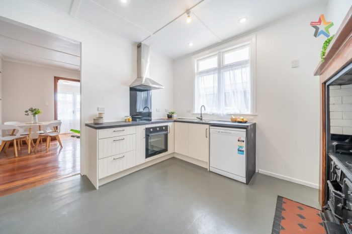 32 Exchange Street, Ebdentown, Upper Hutt, Wellington, 5018, New Zealand