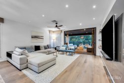 7 Sunset Pl, Springfield Lakes QLD 4300, Australia