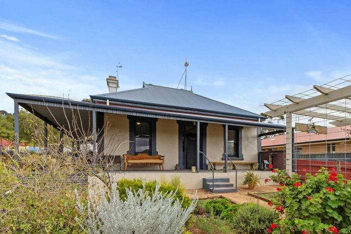 9 Eyre St, Eudunda SA 5374, Australia