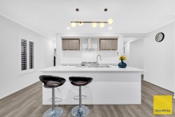 138 Grandvista Bvd, Werribee VIC 3030, Australia