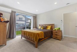 16 Gum Spear Road, Takanini, Papakura, Auckland, 2112, New Zealand