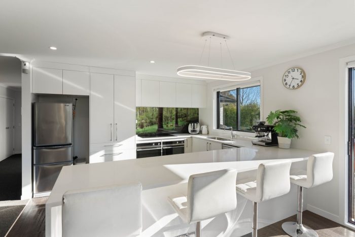 6 Hadfield Road, Peka Peka, Kapiti Coast, Wellington, 5391, New Zealand