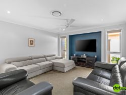 26 Illawong Rd, Summerland Point NSW 2259, Australia