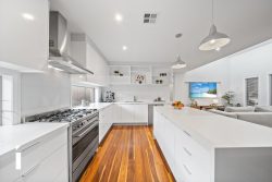 40 Greg Urwin Cct, Casey ACT 2913, Australia