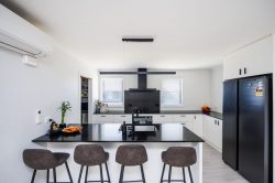 6 Ivy Lane, Kelvin Grove, Palmerston North, Manawatu / Whanganui, 4414, New Zealand