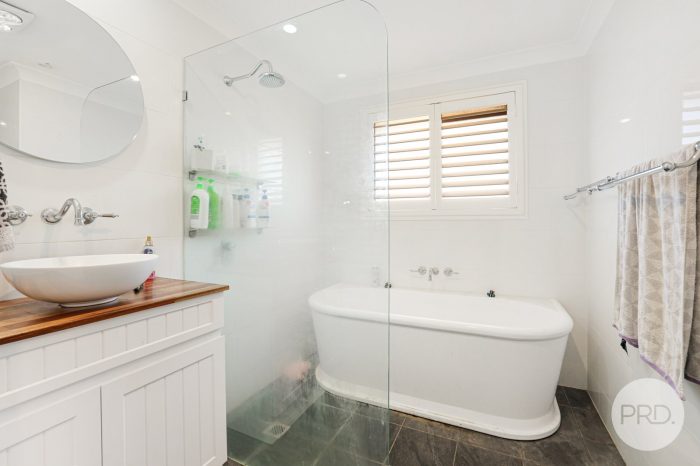 25 Jill St, South Tamworth NSW 2340, Australia