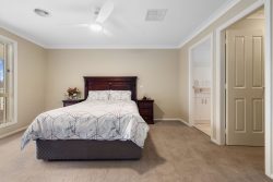 17 Jordan Pl, Young NSW 2594, Australia