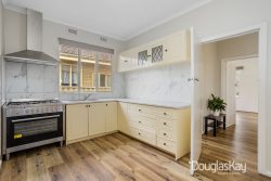 13 Kingsford St, Braybrook VIC 3019, Australia