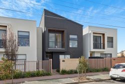 6A Davis Rd, Glynde SA 5070, Australia