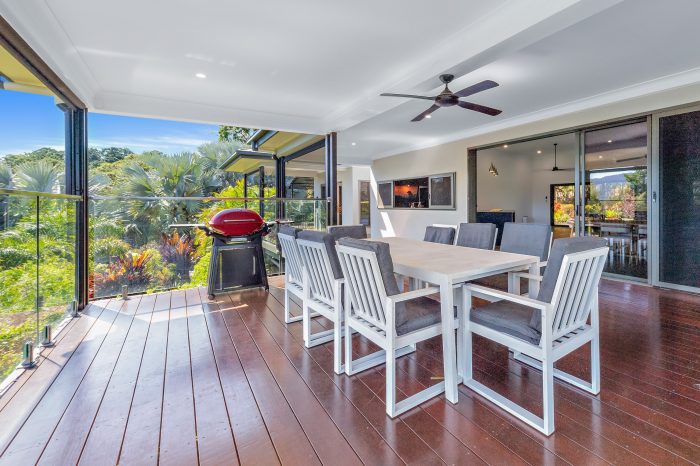 67 Kookaburra Dr, Cannon Valley QLD 4800, Australia
