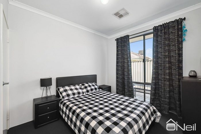 16 Larimar Parade, Byford WA 6122, Australia