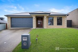 2 Heilmann Pl, Leneva VIC 3691, Australia